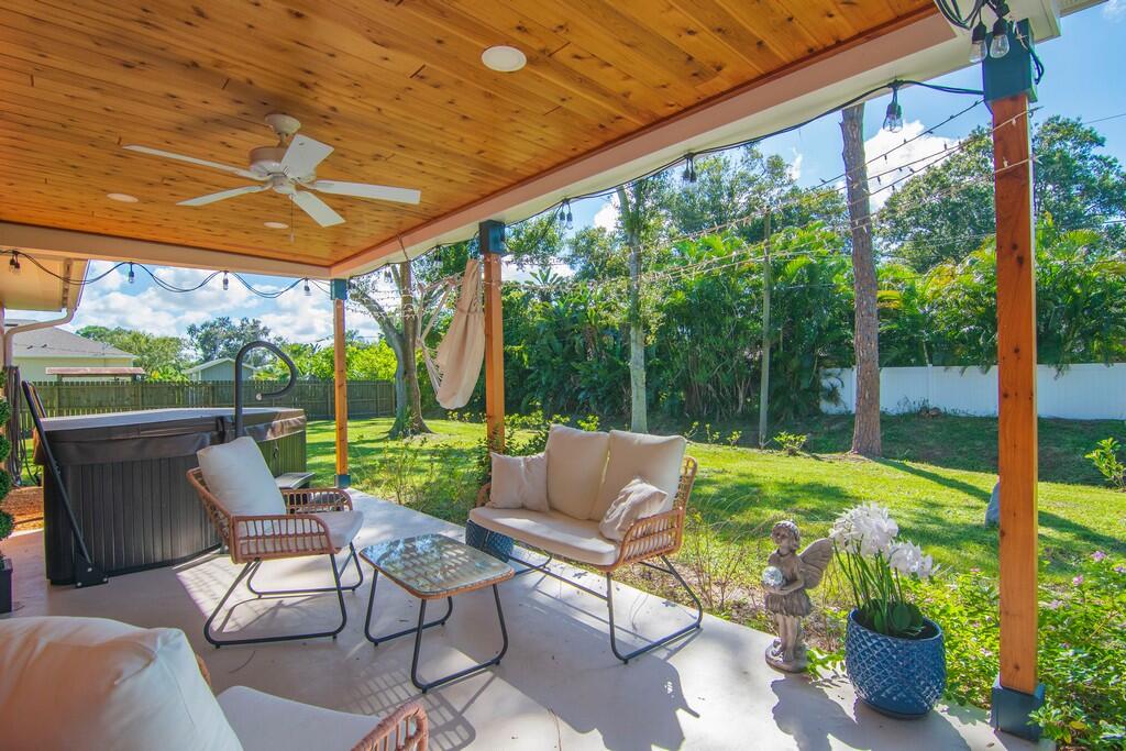 SEBASTIAN HIGHLANDS UNIT 5 - Residential