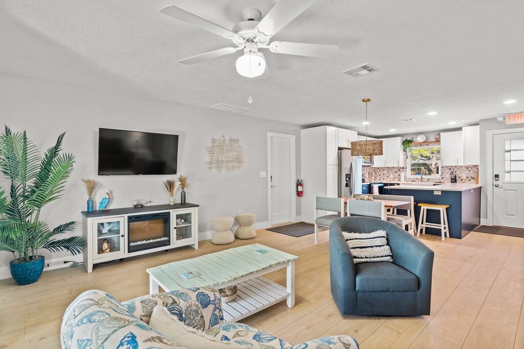 SEBASTIAN HIGHLANDS UNIT 5 - Residential