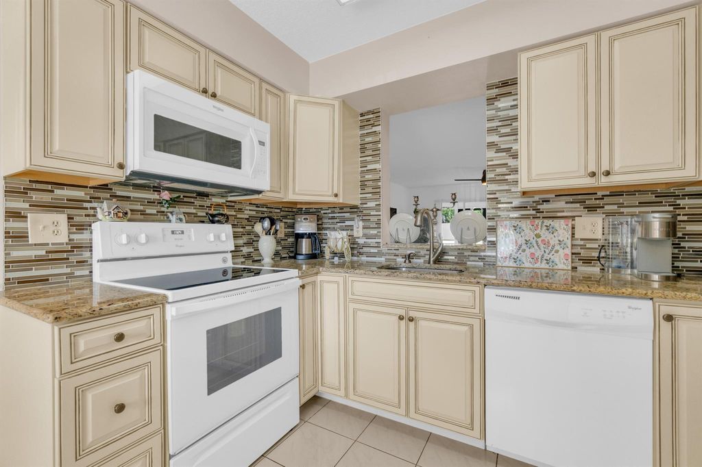 Photo of 7301 Amberly Lane #109, Delray Beach, FL 33446 (MLS # R11148598)