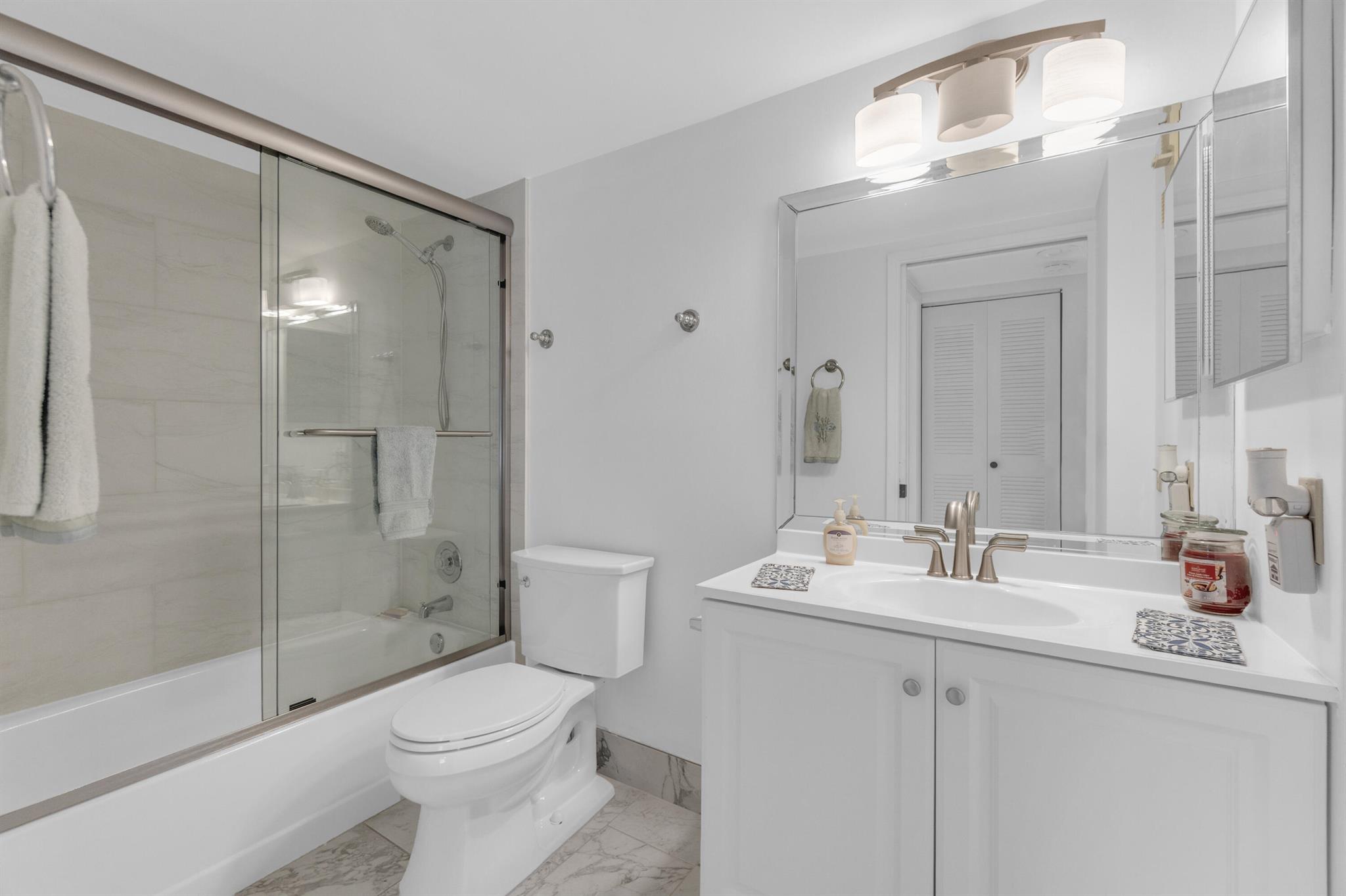 HUNTINGTON LAKES SEC FOUR - Residential