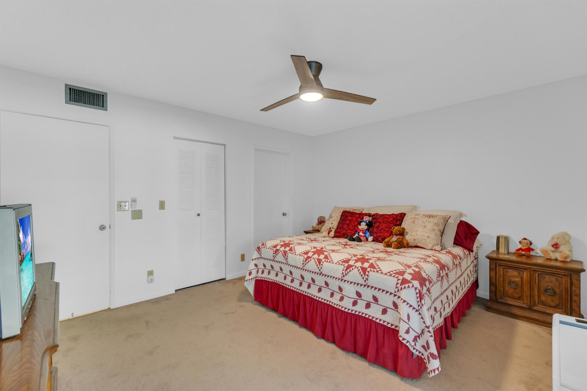 HUNTINGTON LAKES SEC FOUR - Residential