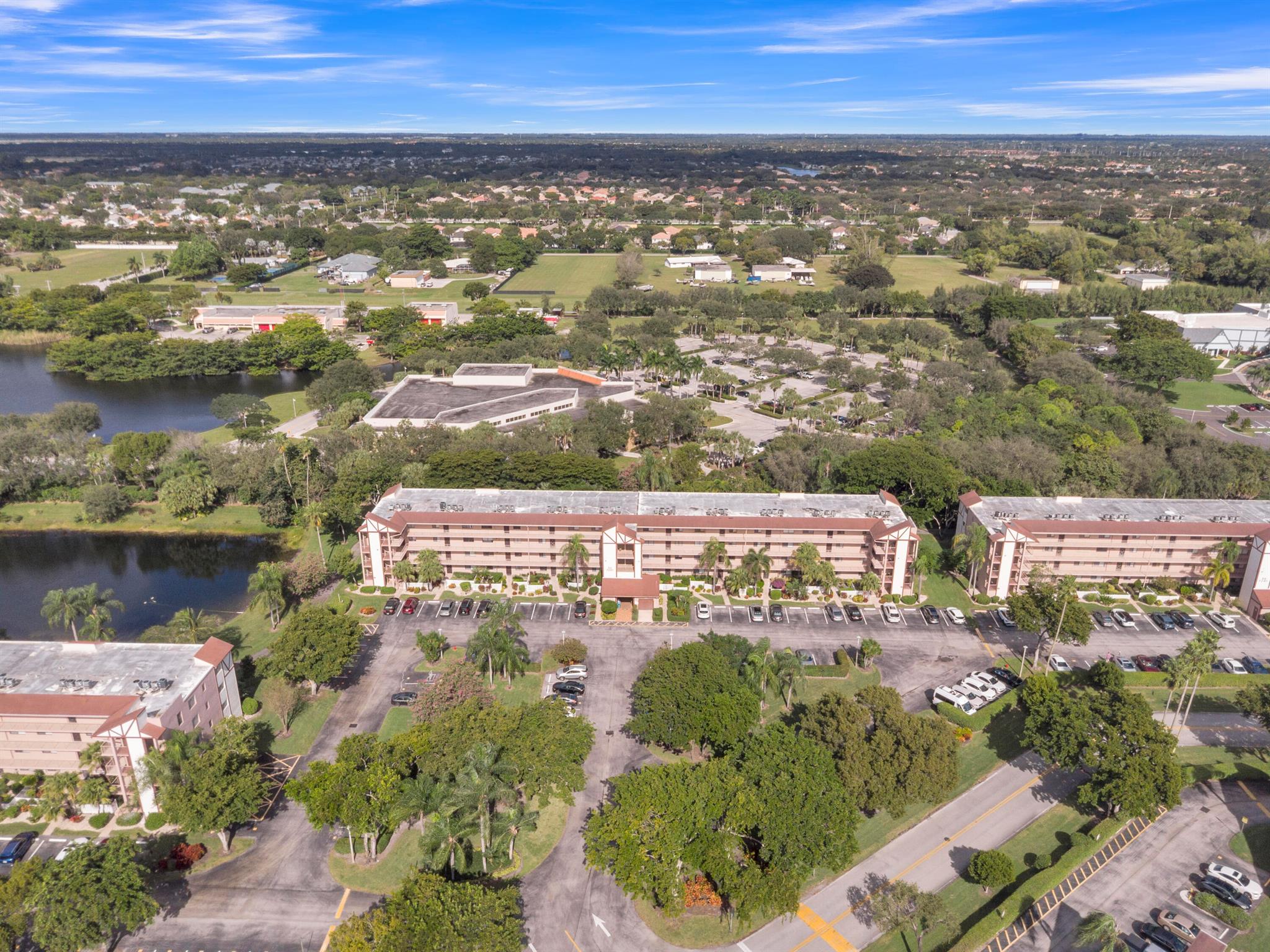 HUNTINGTON LAKES SEC FOUR - Residential