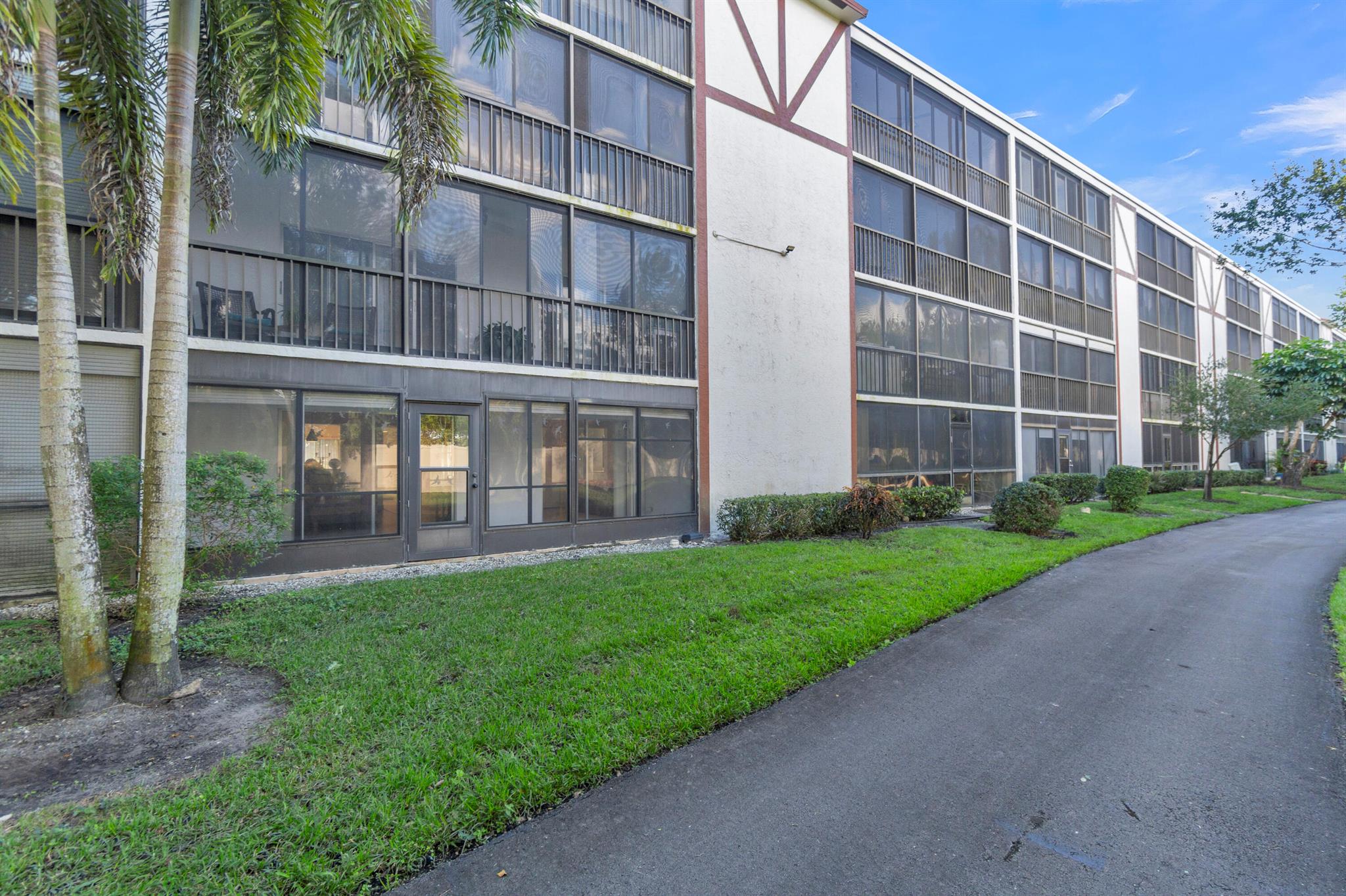 HUNTINGTON LAKES SEC FOUR - Residential