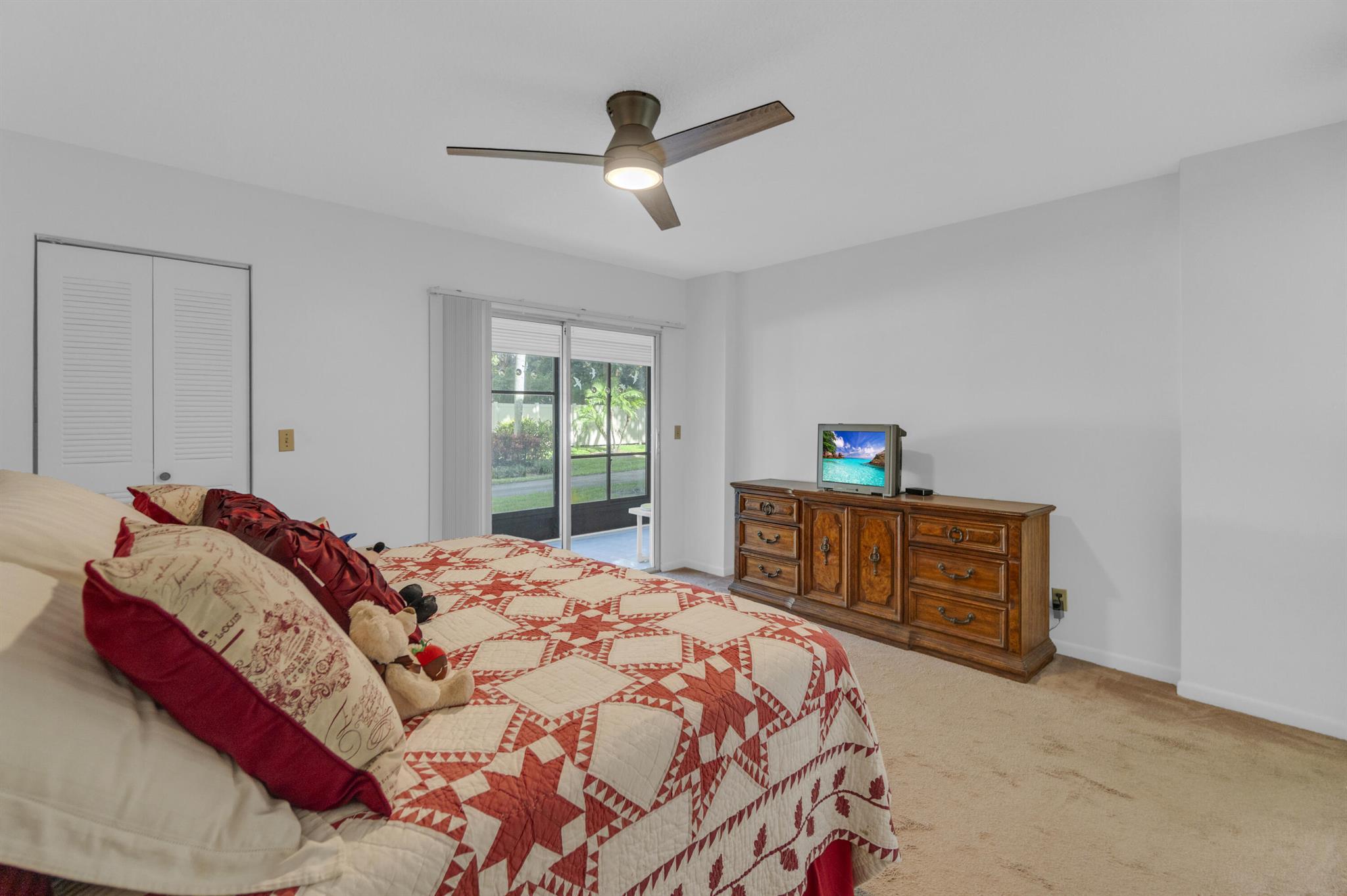 HUNTINGTON LAKES SEC FOUR - Residential