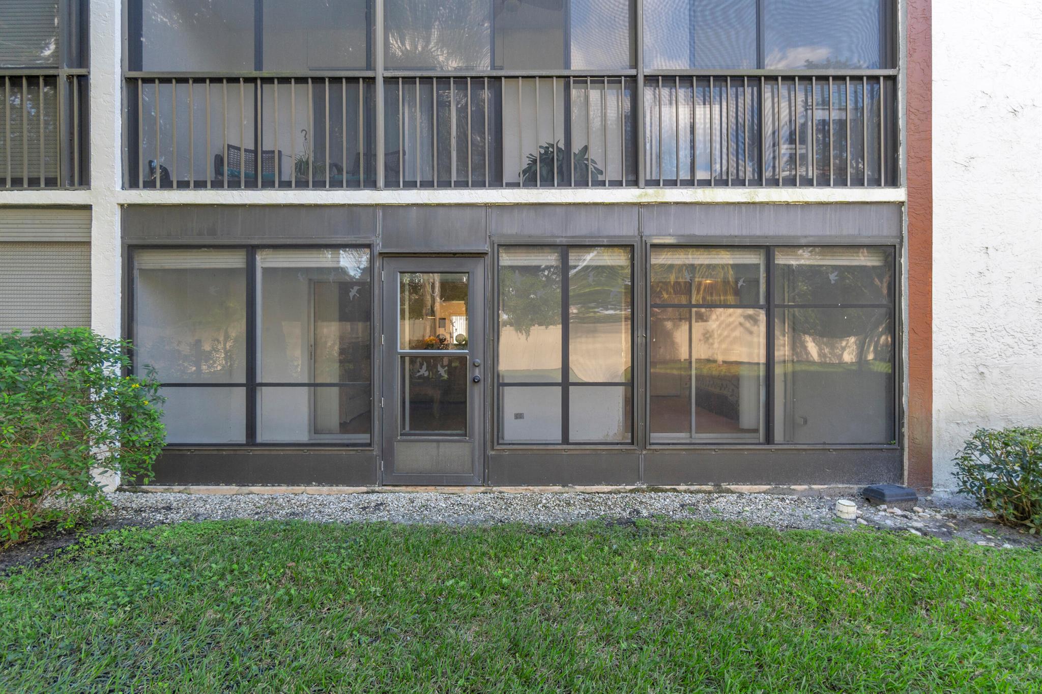 HUNTINGTON LAKES SEC FOUR - Residential