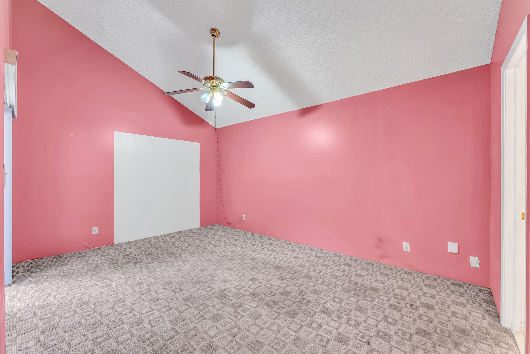 LAGO WEST CLUSTER HOMES - Residential