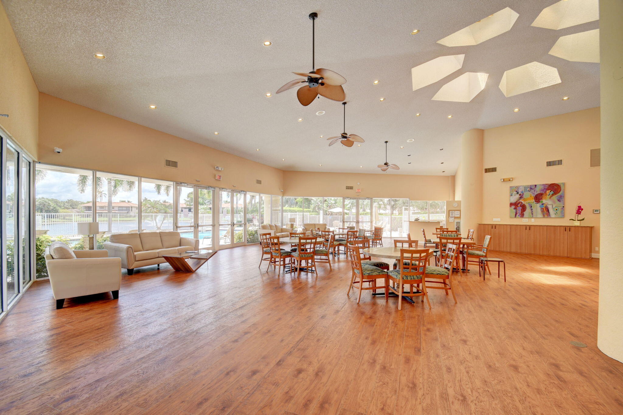 BOCA AZUL PH 1 - Residential Lease