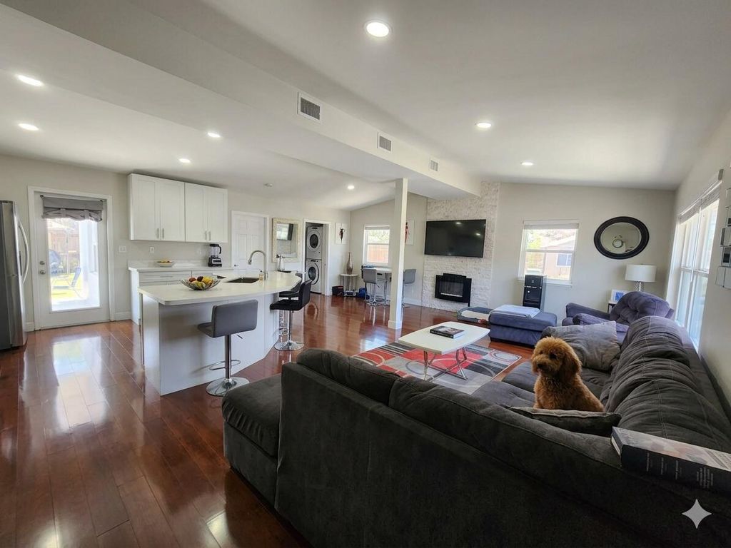 Photo of 3440 SW 20th Street, Fort Lauderdale, FL 33312 (MLS # B26018345)