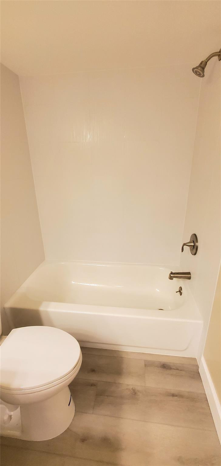 CORAL SPRINGS UNIVERSITY - Residential Lease