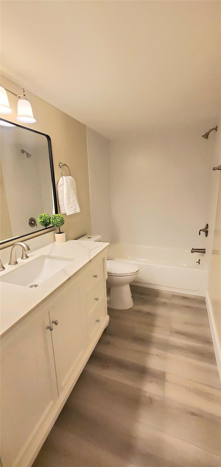 CORAL SPRINGS UNIVERSITY - Residential Lease