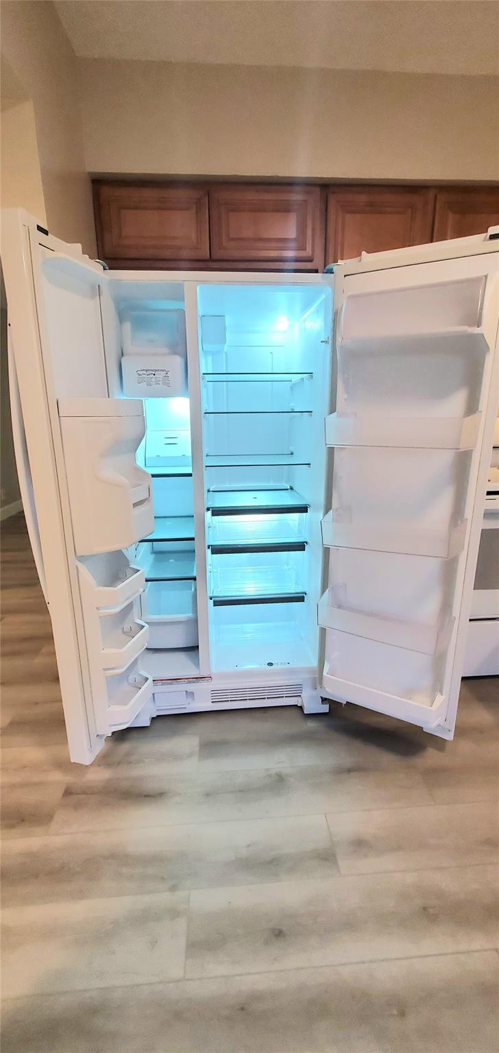 CORAL SPRINGS UNIVERSITY - Residential Lease