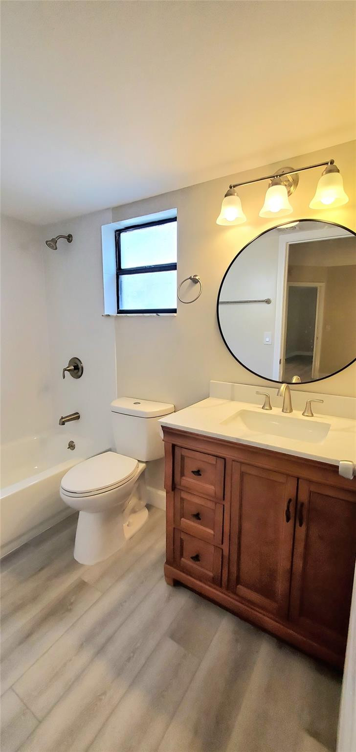 CORAL SPRINGS UNIVERSITY - Residential Lease