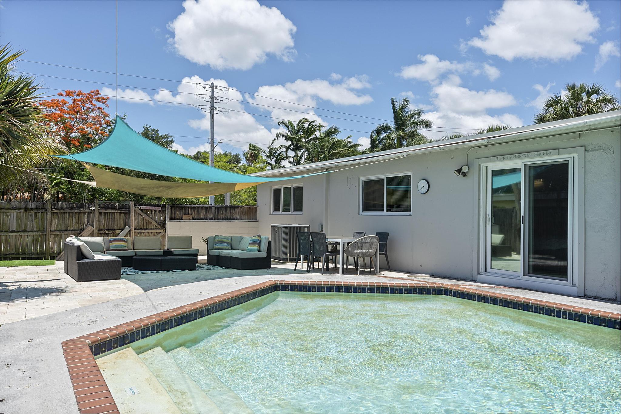 2807 SW 14th