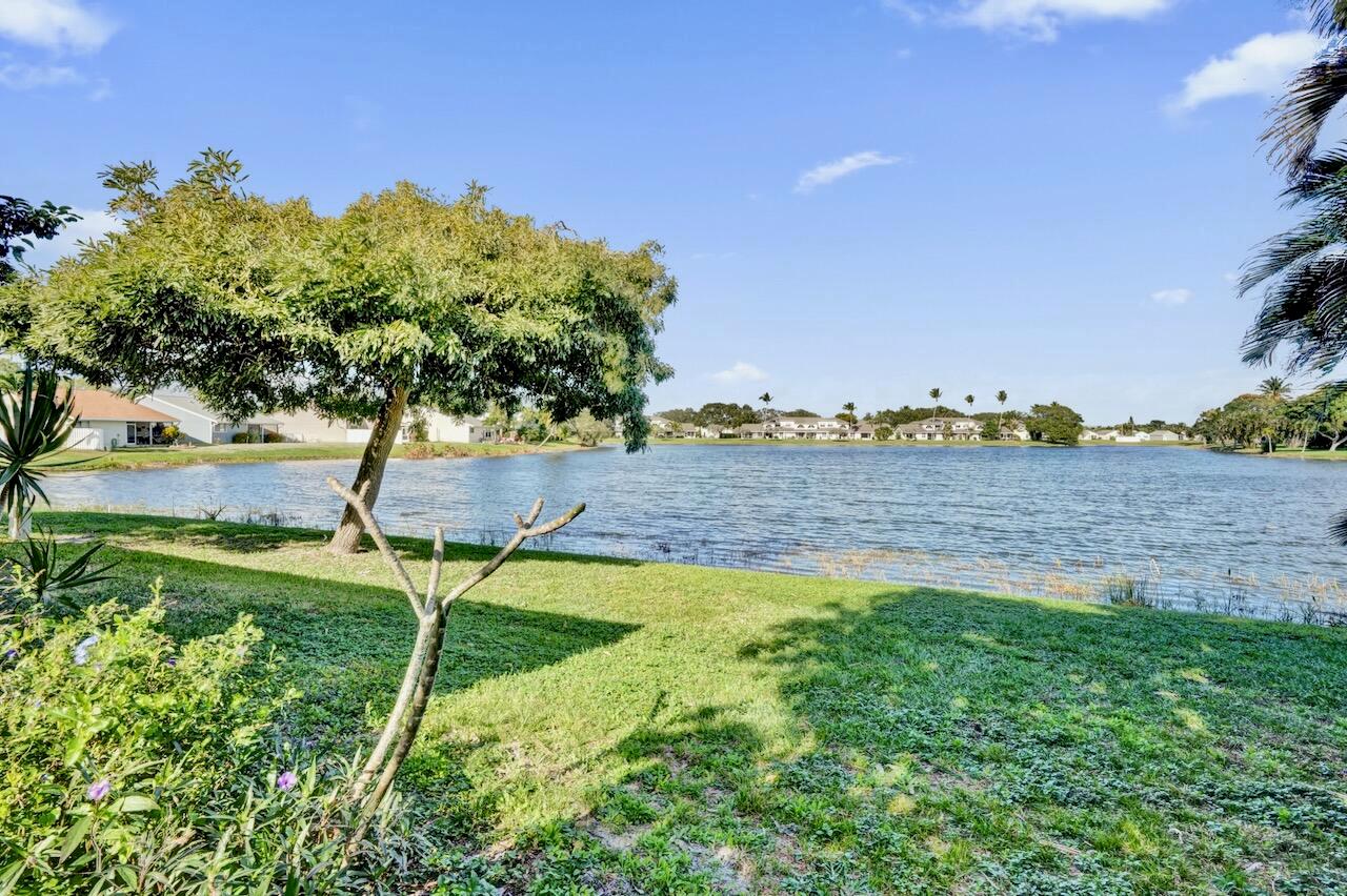 BOYNTON LAKES 5 - Residential