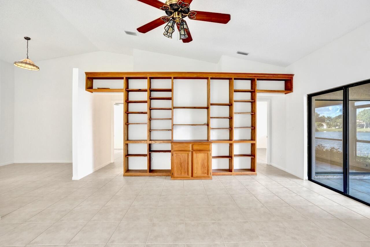 BOYNTON LAKES 5 - Residential