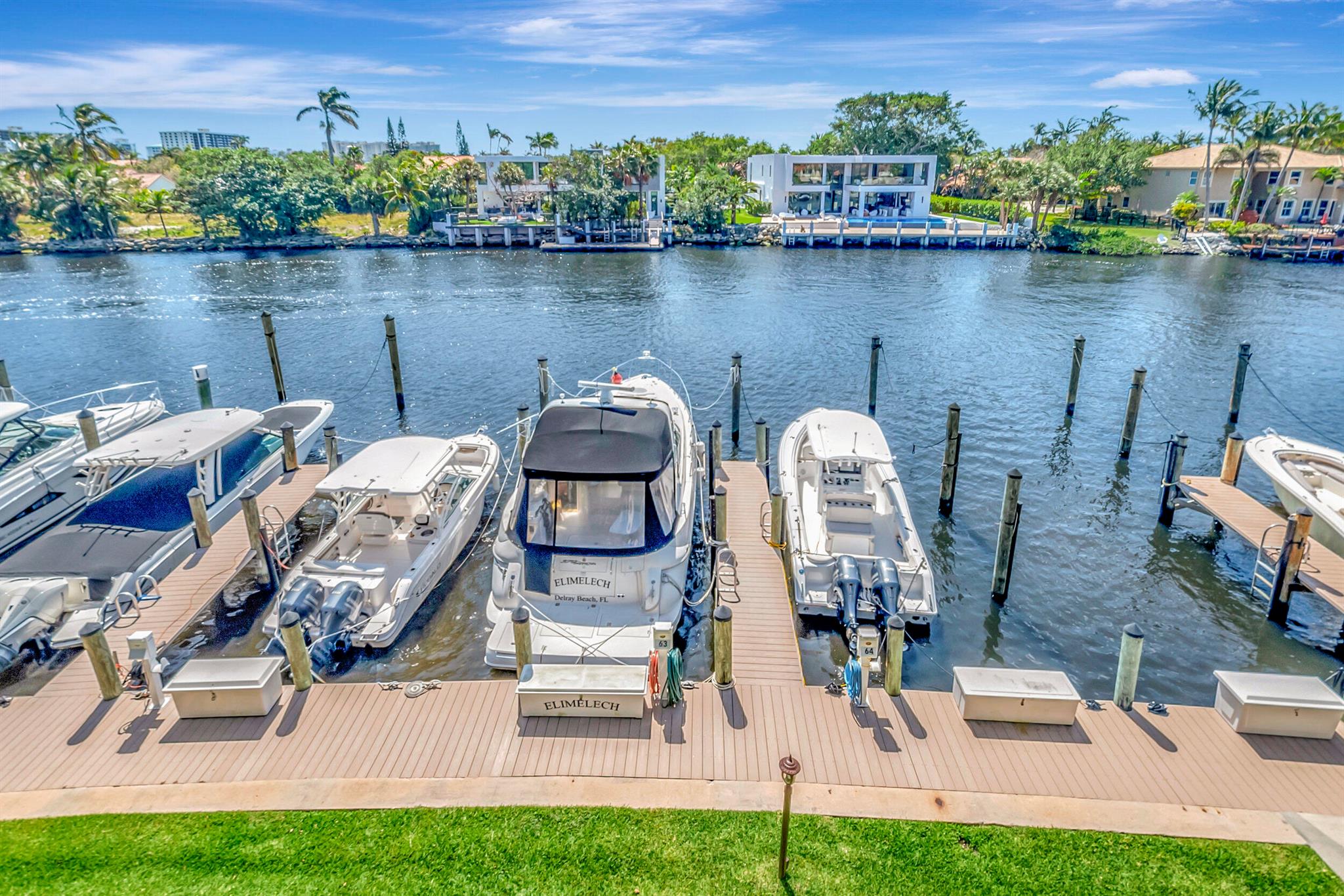 CAPTAINS WALK CONDO - Residential