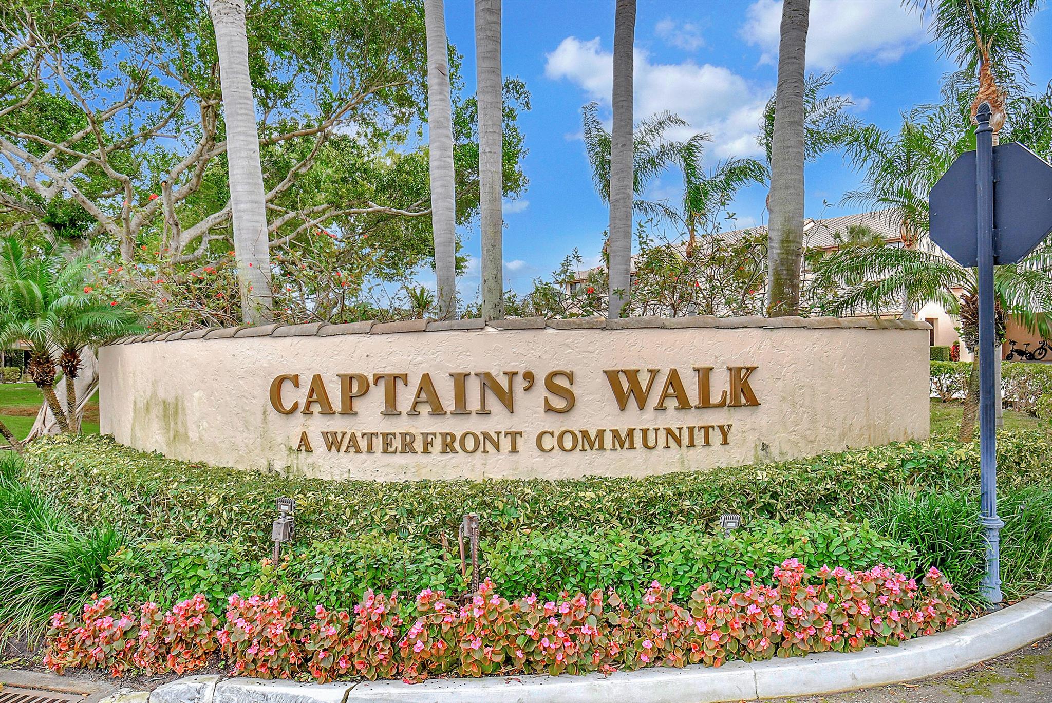 CAPTAINS WALK CONDO - Residential