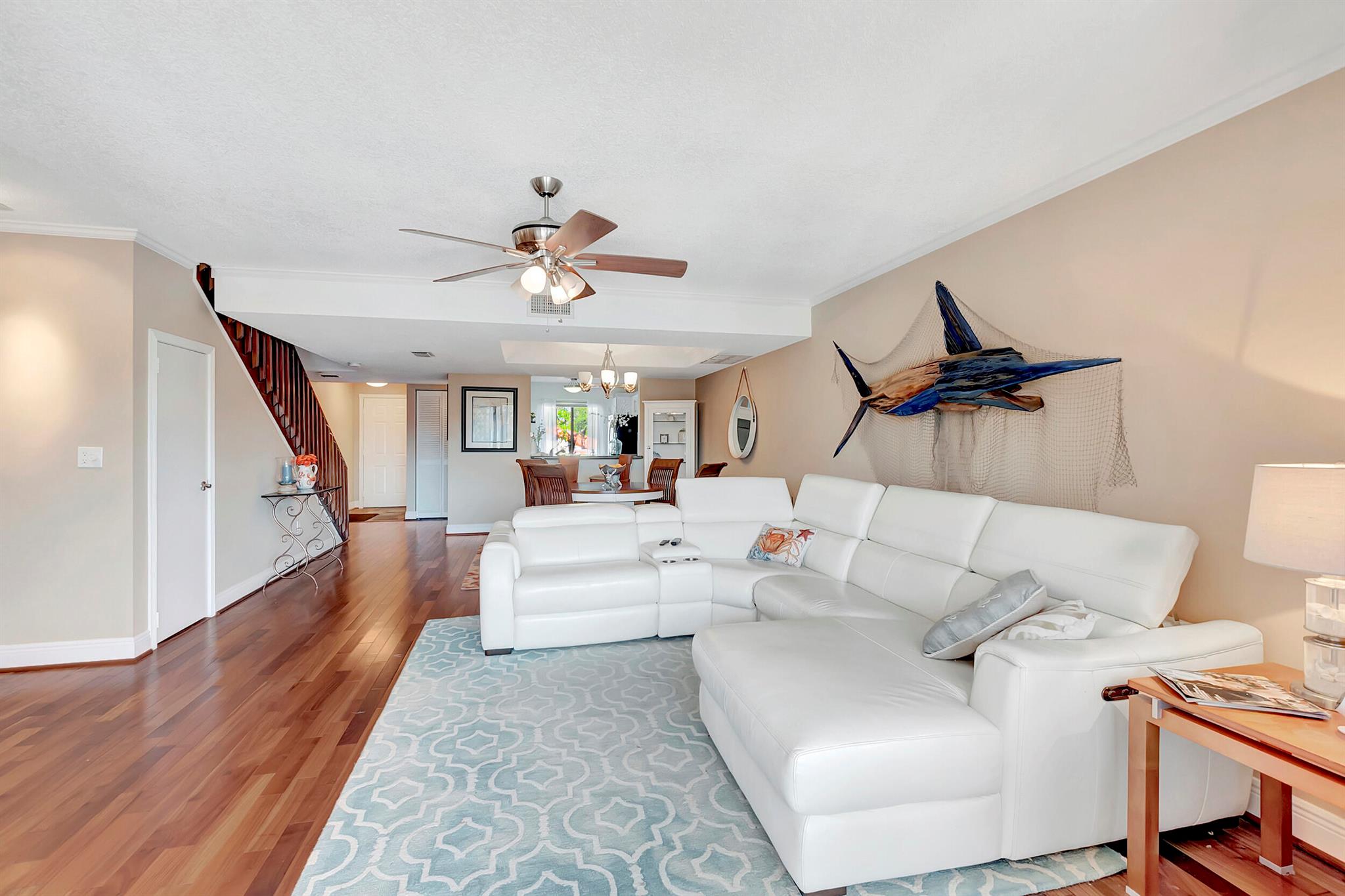 CAPTAINS WALK CONDO - Residential