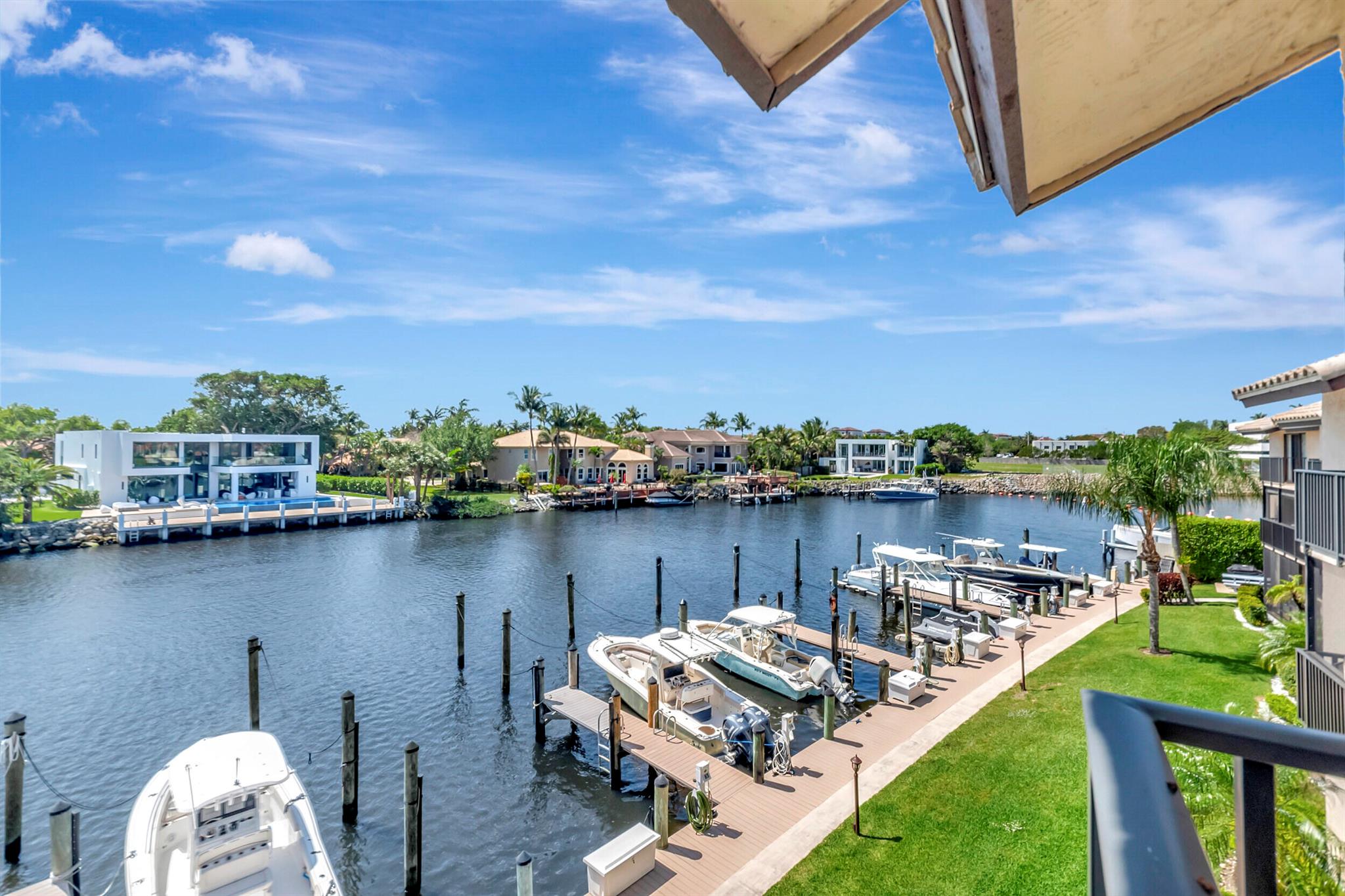 CAPTAINS WALK CONDO - Residential