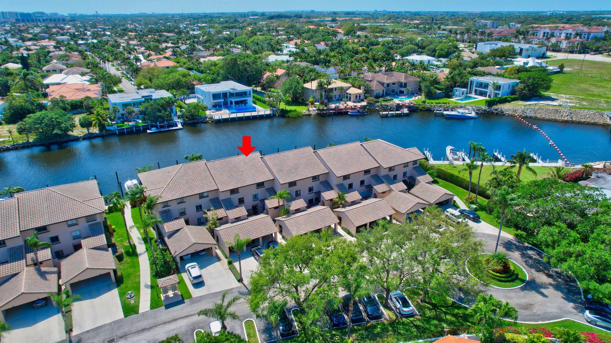 CAPTAINS WALK CONDO - Residential