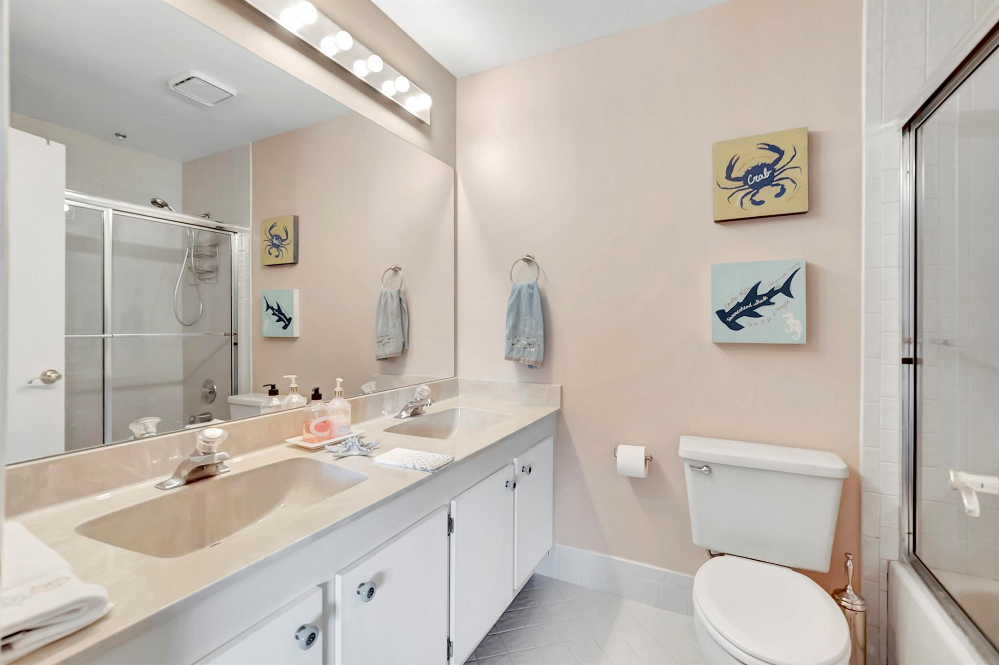 CAPTAINS WALK CONDO - Residential