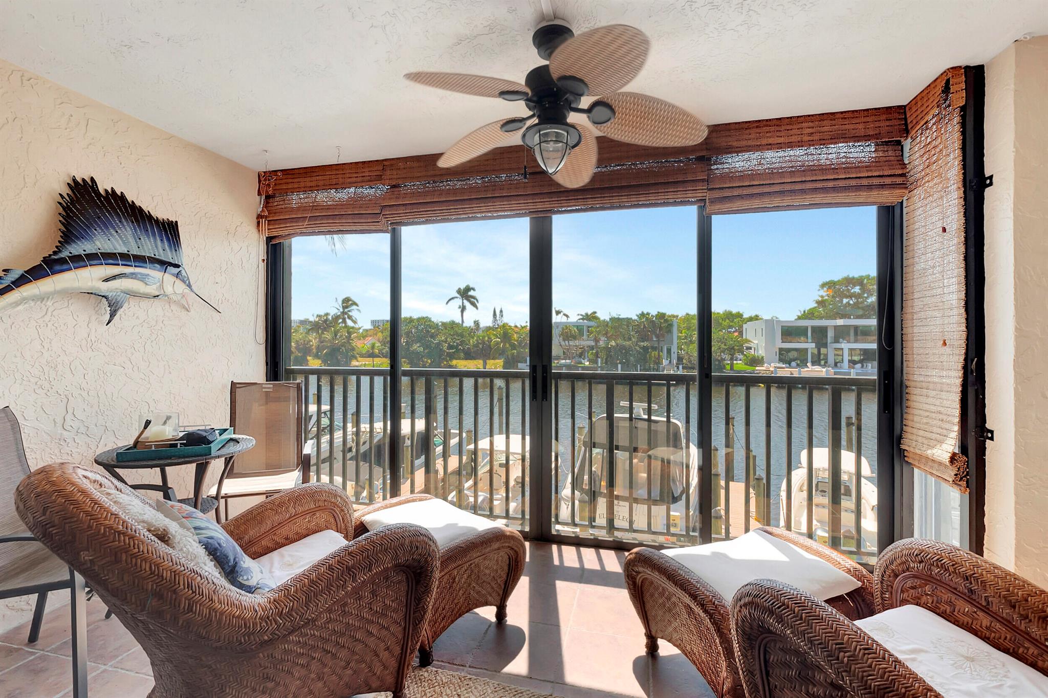 CAPTAINS WALK CONDO - Residential