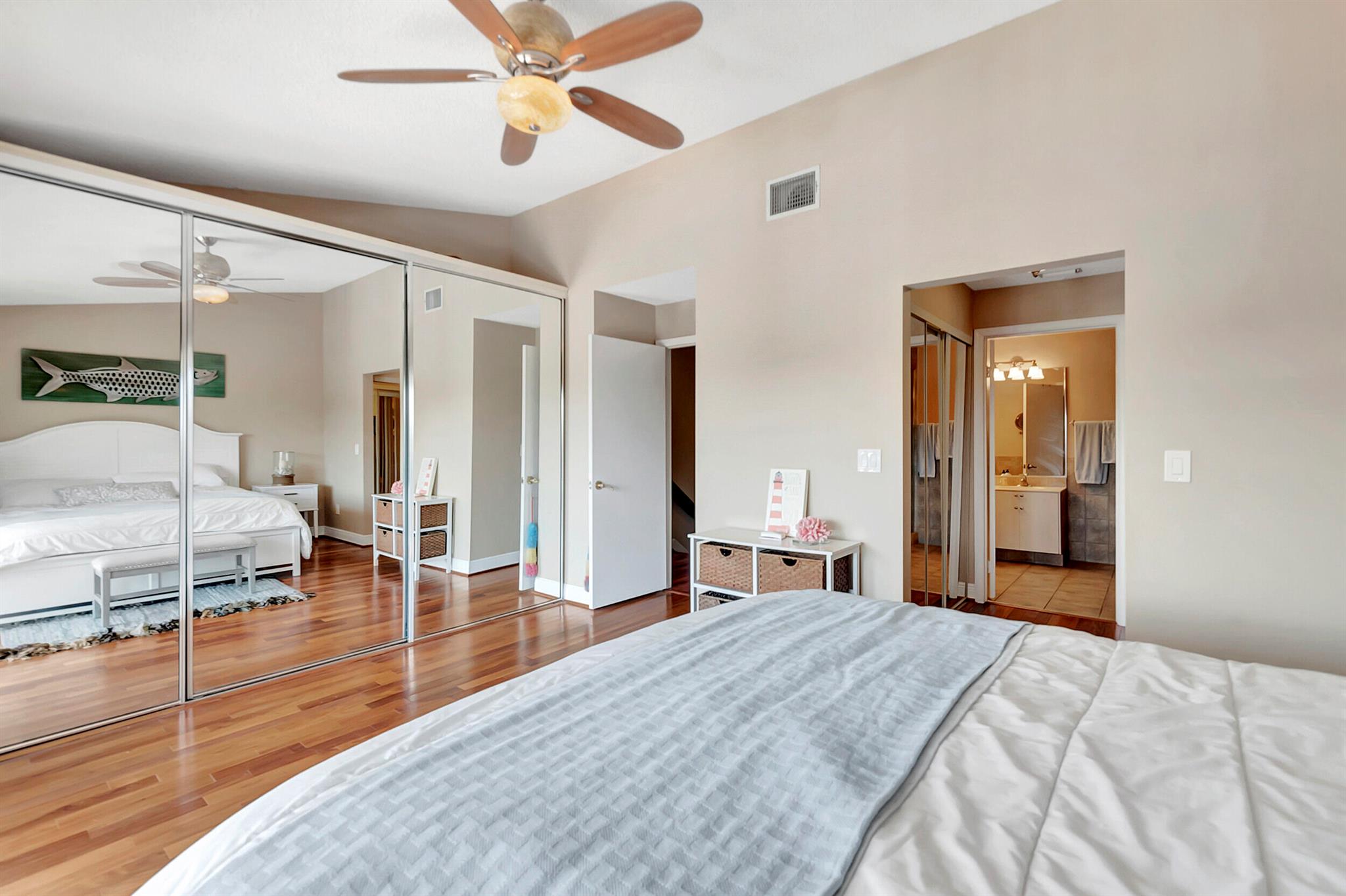 CAPTAINS WALK CONDO - Residential