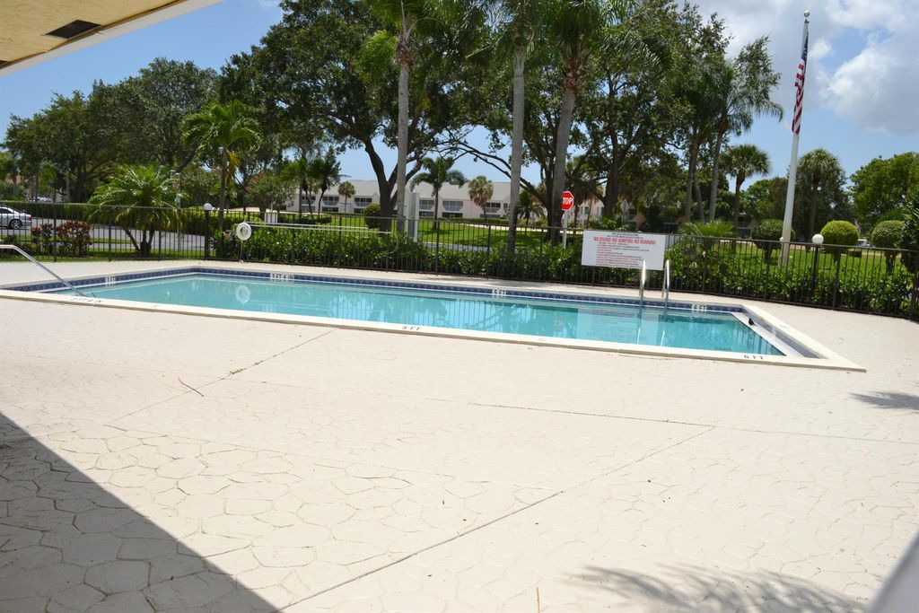 Photo of 1071 Keystone Drive #C, Jupiter, FL 33458 (MLS # R11028209)