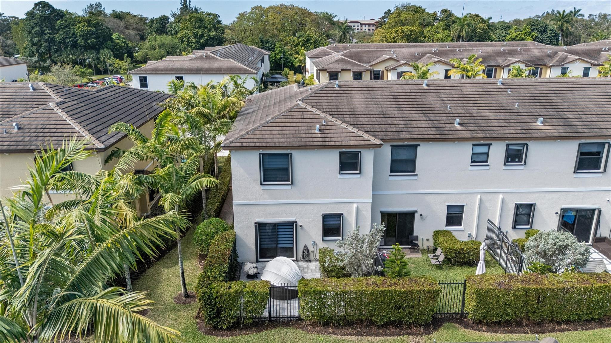 Palomino Lake - Residential