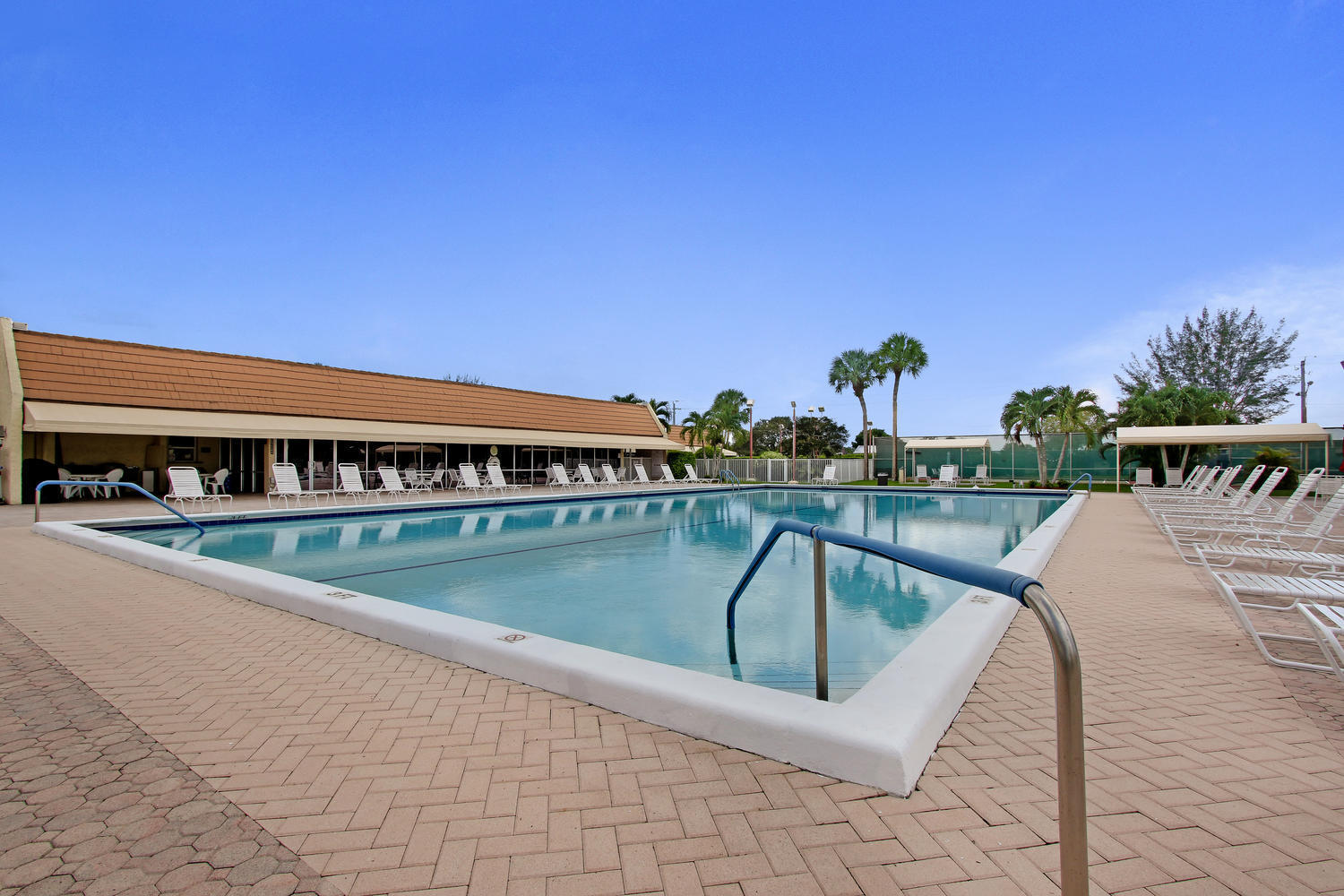 GOLDEN LAKES VILLAGE CONDO B C D - Residential