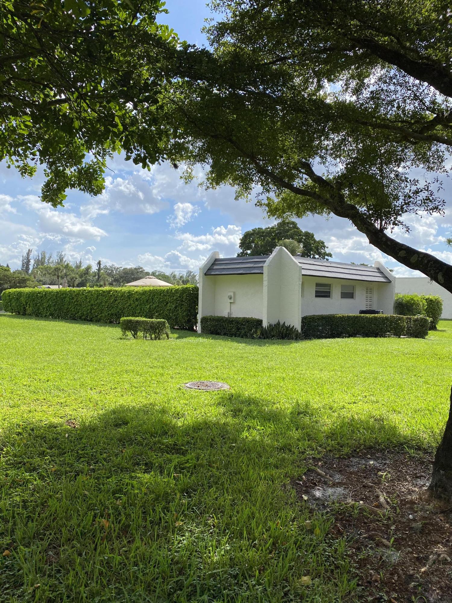 GOLDEN LAKES VILLAGE CONDO B C D - Residential