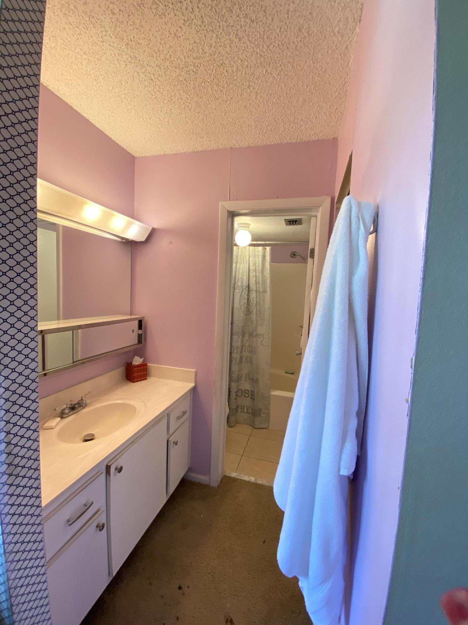 GOLDEN LAKES VILLAGE CONDO B C D - Residential