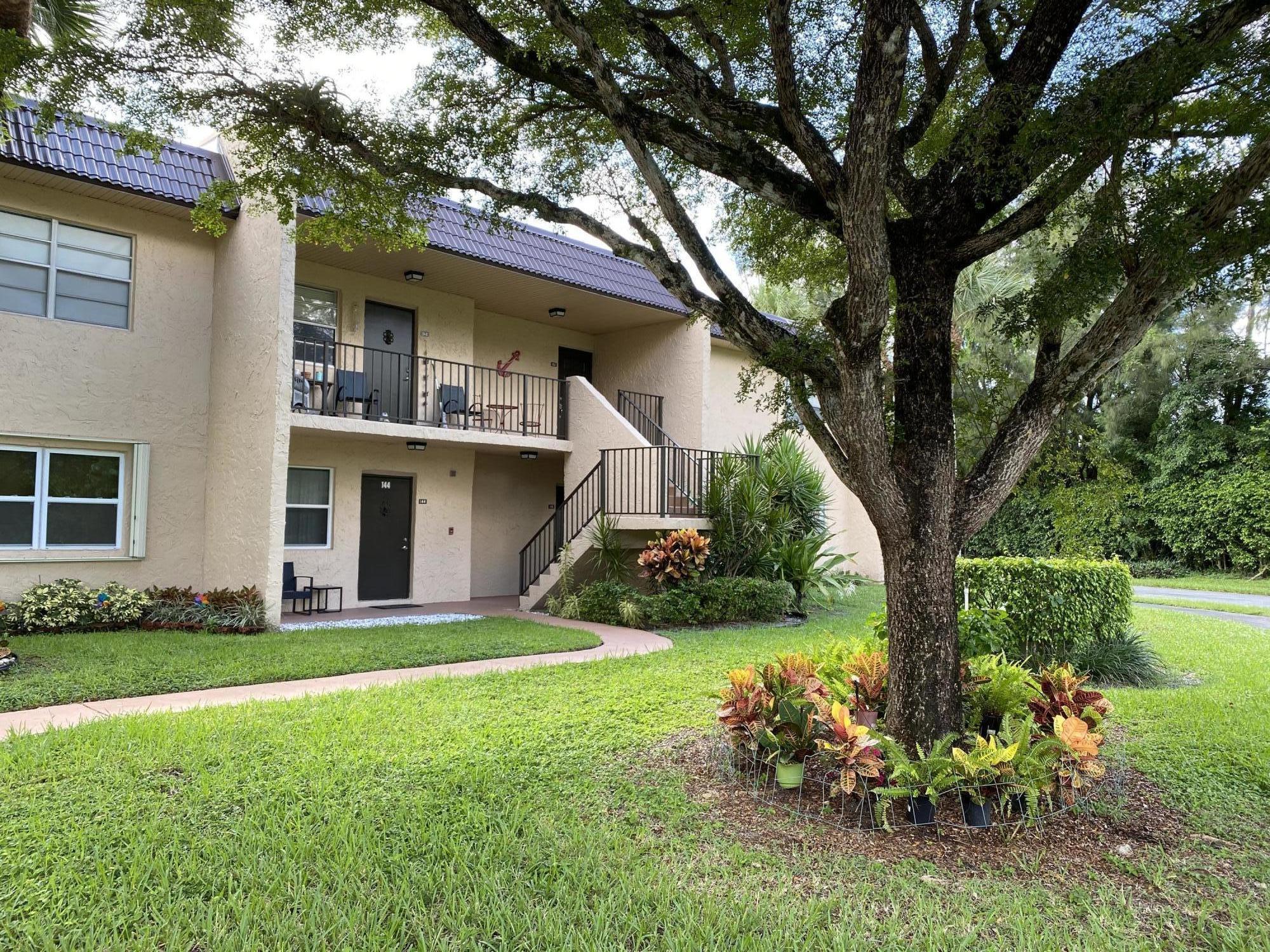 GOLDEN LAKES VILLAGE CONDO B C D - Residential