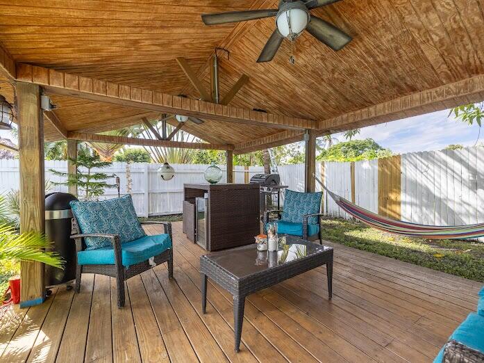 PALM SPRINGS VILLAGE 2 - Residential