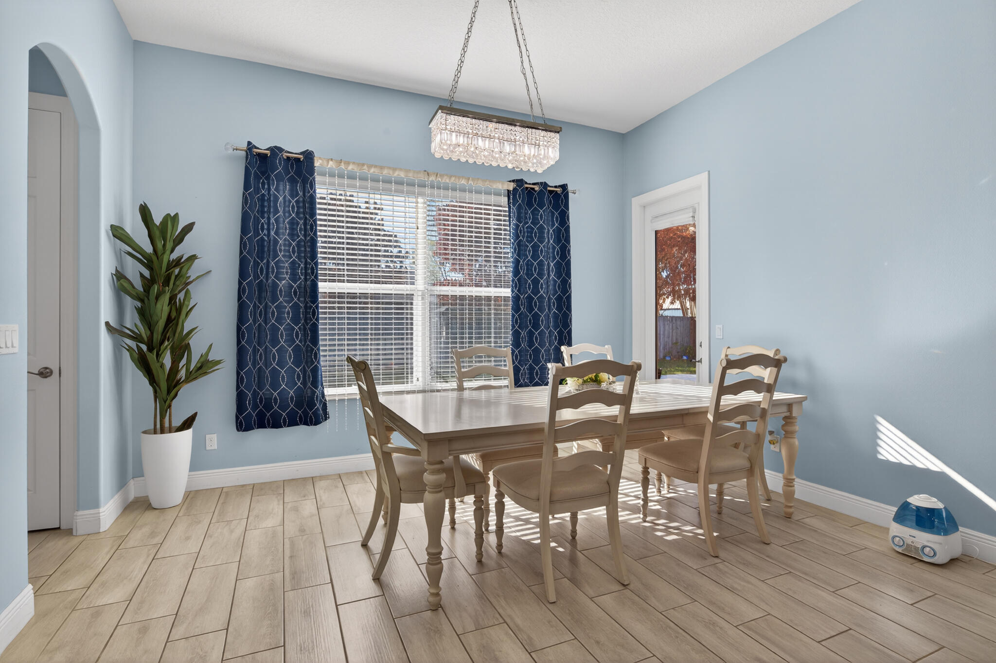 PORT ST LUCIE SECTION 27 - Residential