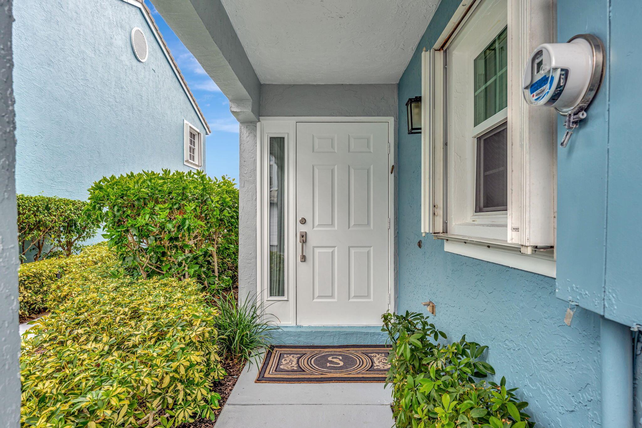 894 E Jeffery Street