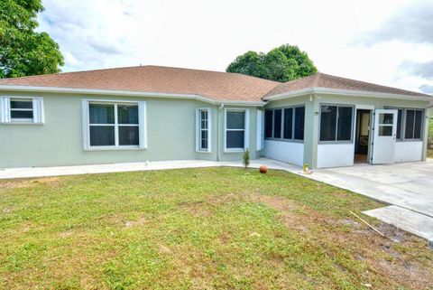 A home in Port St Lucie