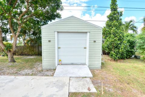 A home in Port St Lucie