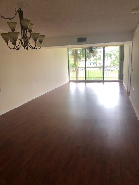 6217 Balboa Circle 202