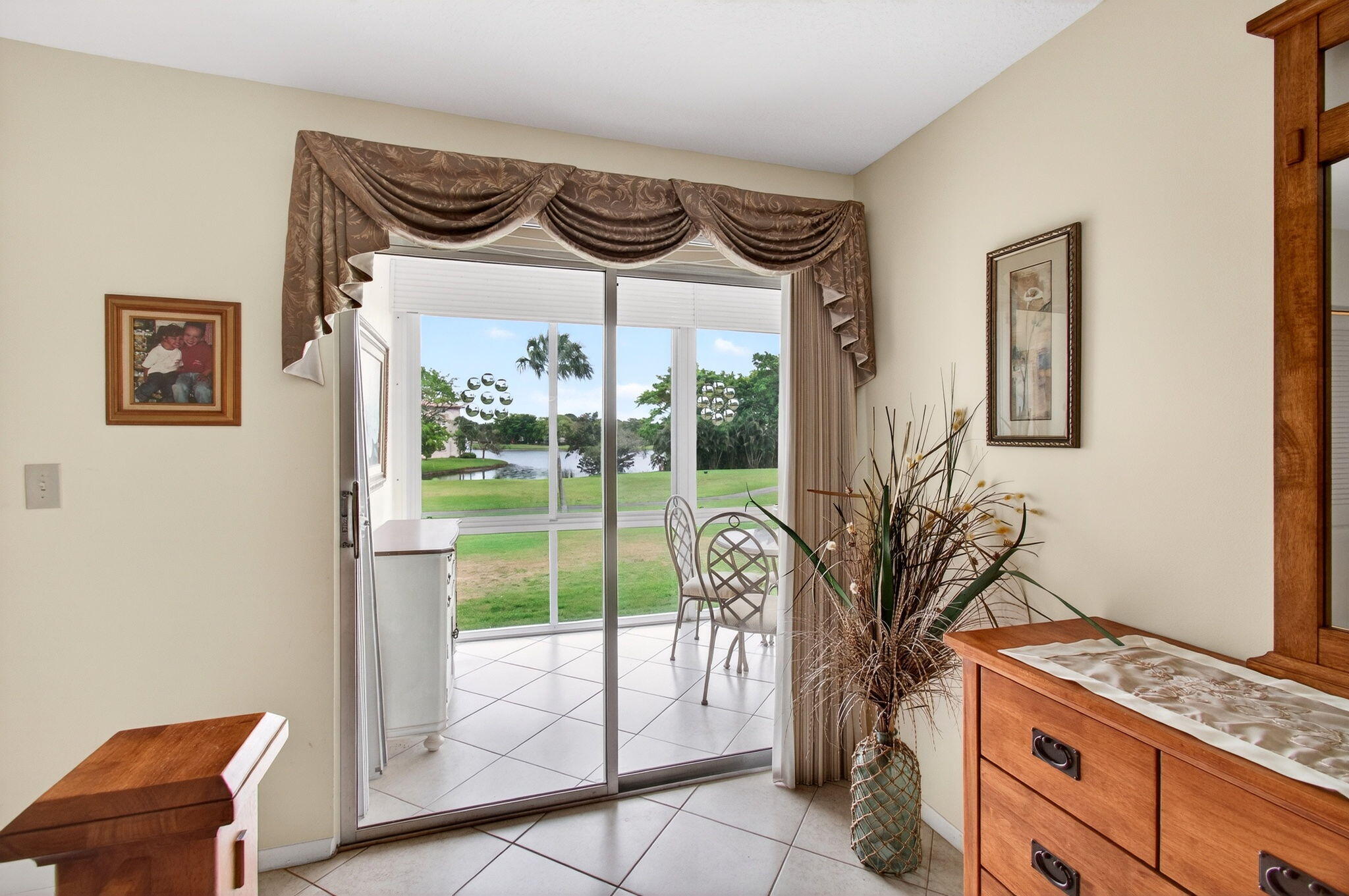 WYNMOOR - Residential