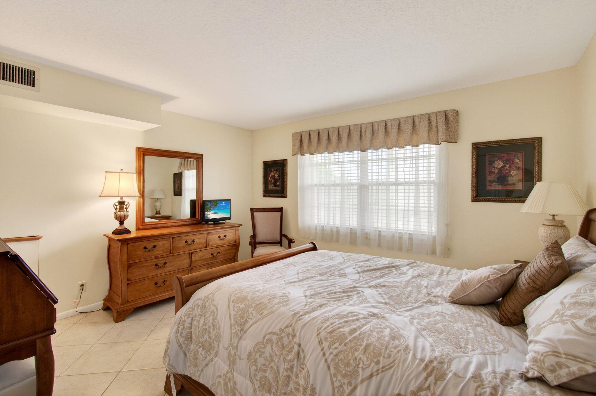 WYNMOOR - Residential