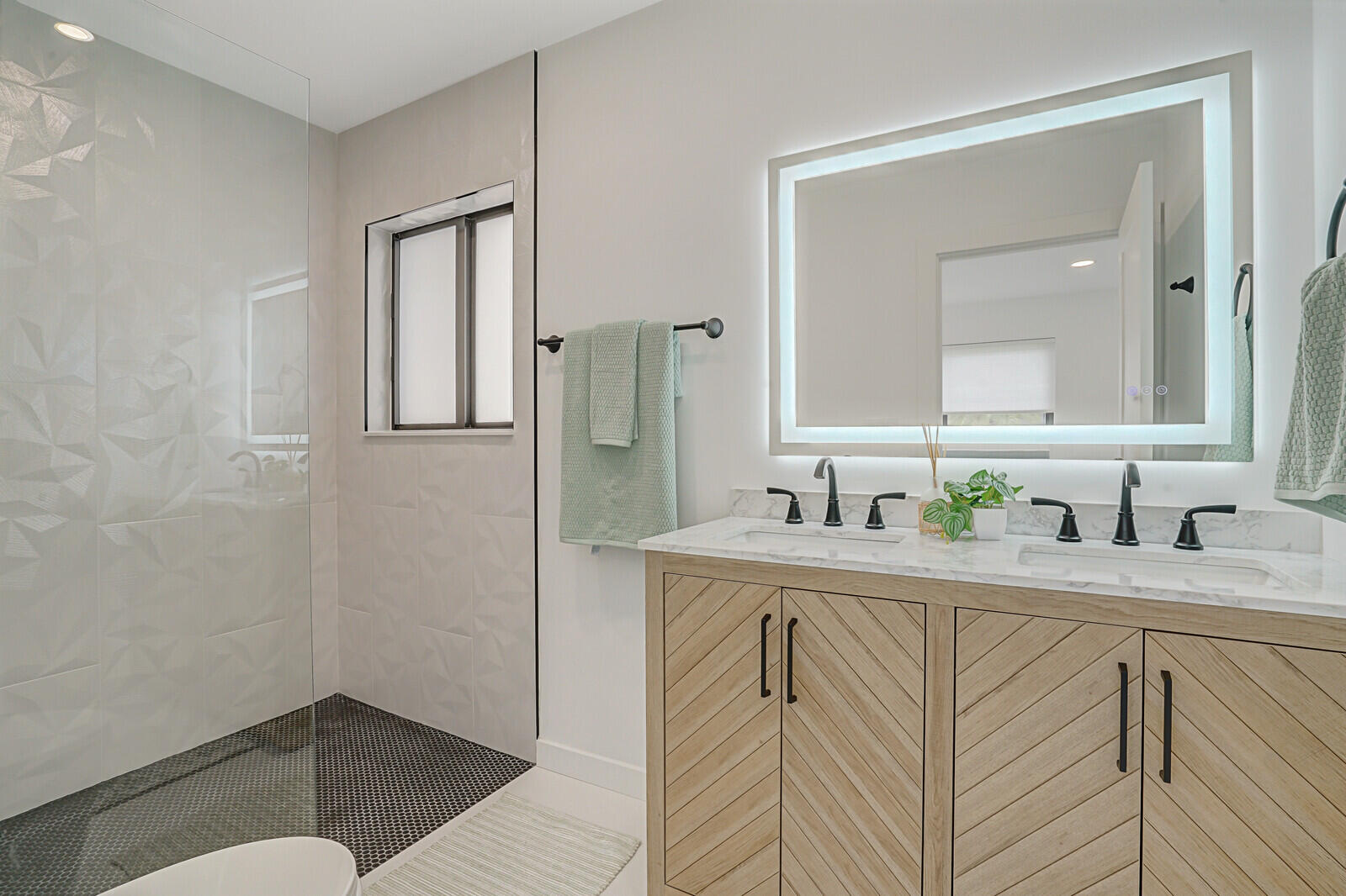 COVE 3RD SEC - Residential