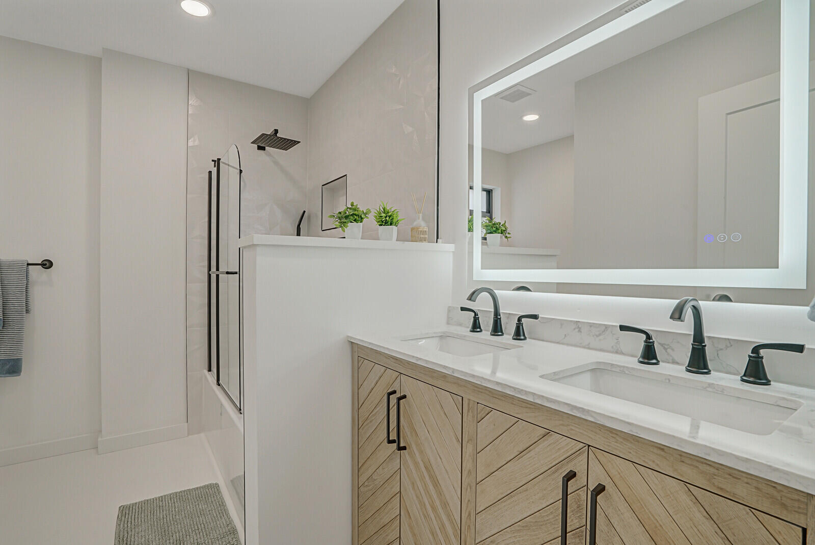 COVE 3RD SEC - Residential