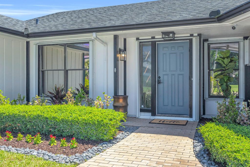 Photo of 6558 SE Roanoke Court, Hobe Sound, FL 33455 (MLS # R11117537)