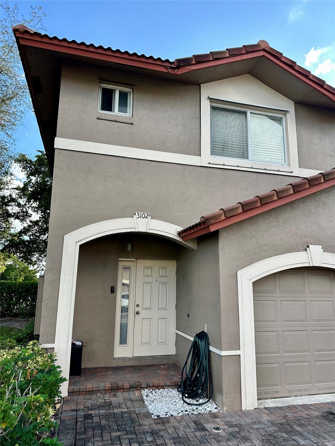 CORAL PARK TOWNHOMES WEST - Residential