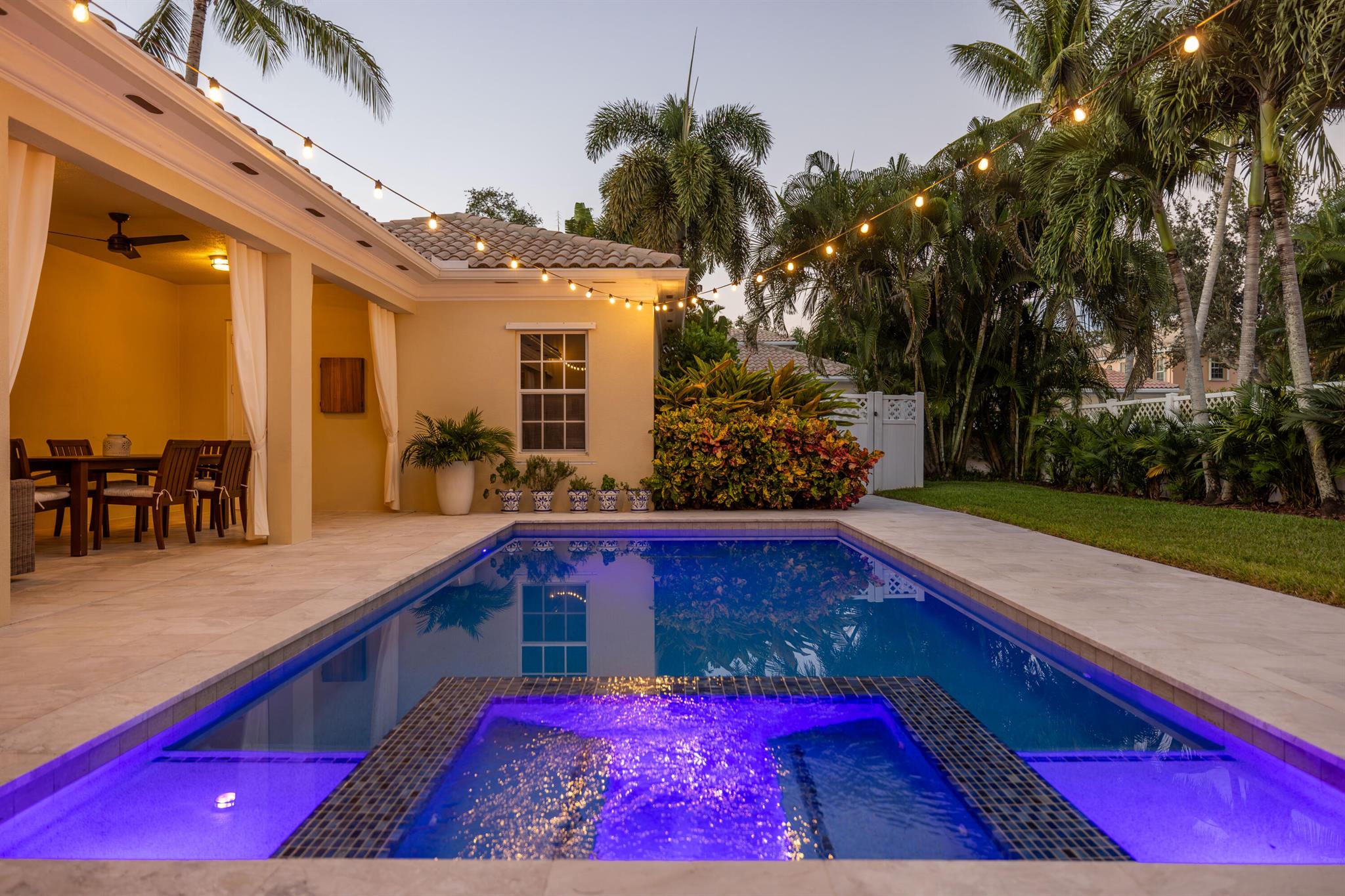 Tuscany At Abacoa - Residential