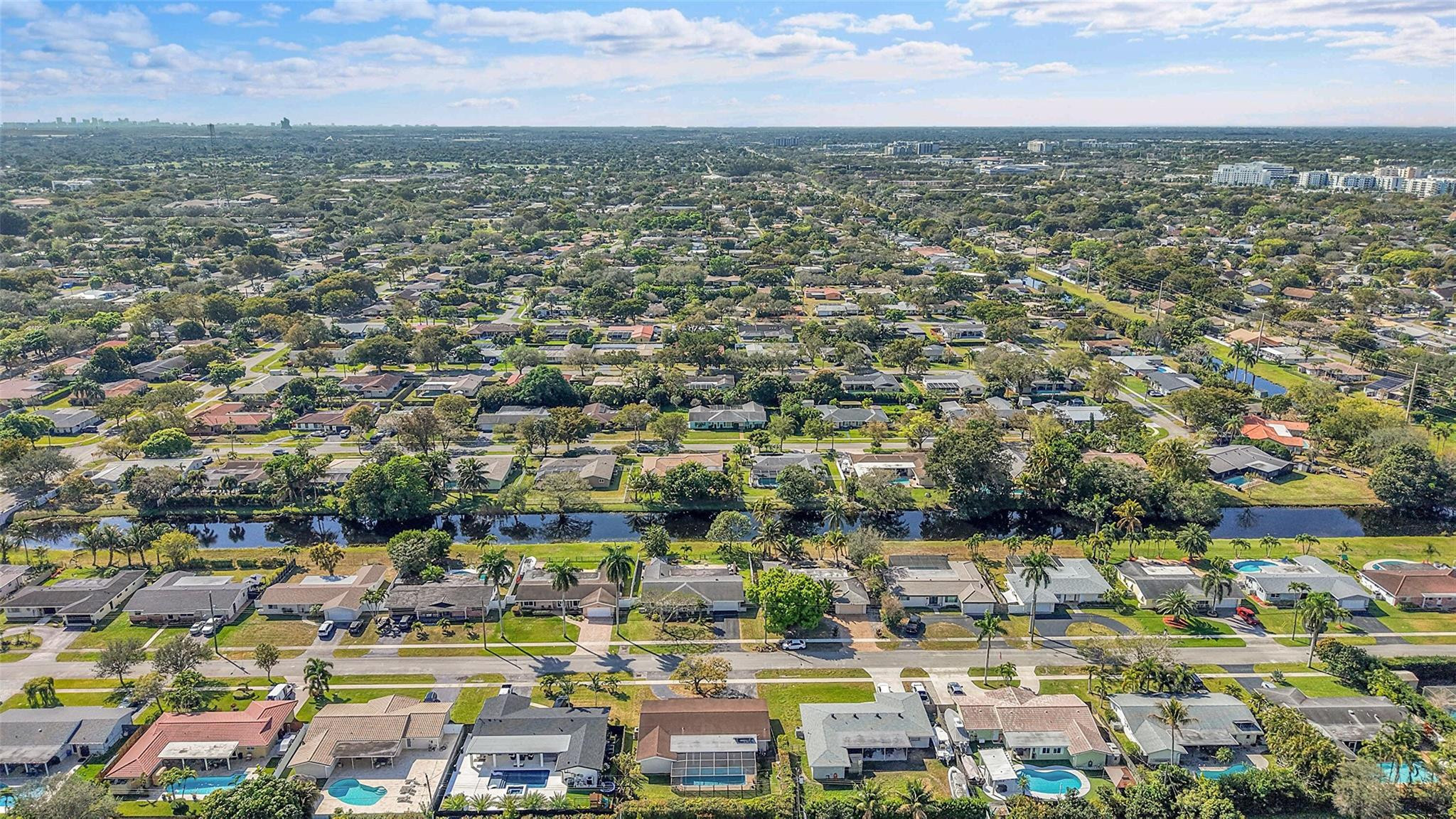 Plantations Secluded Gard - Residential