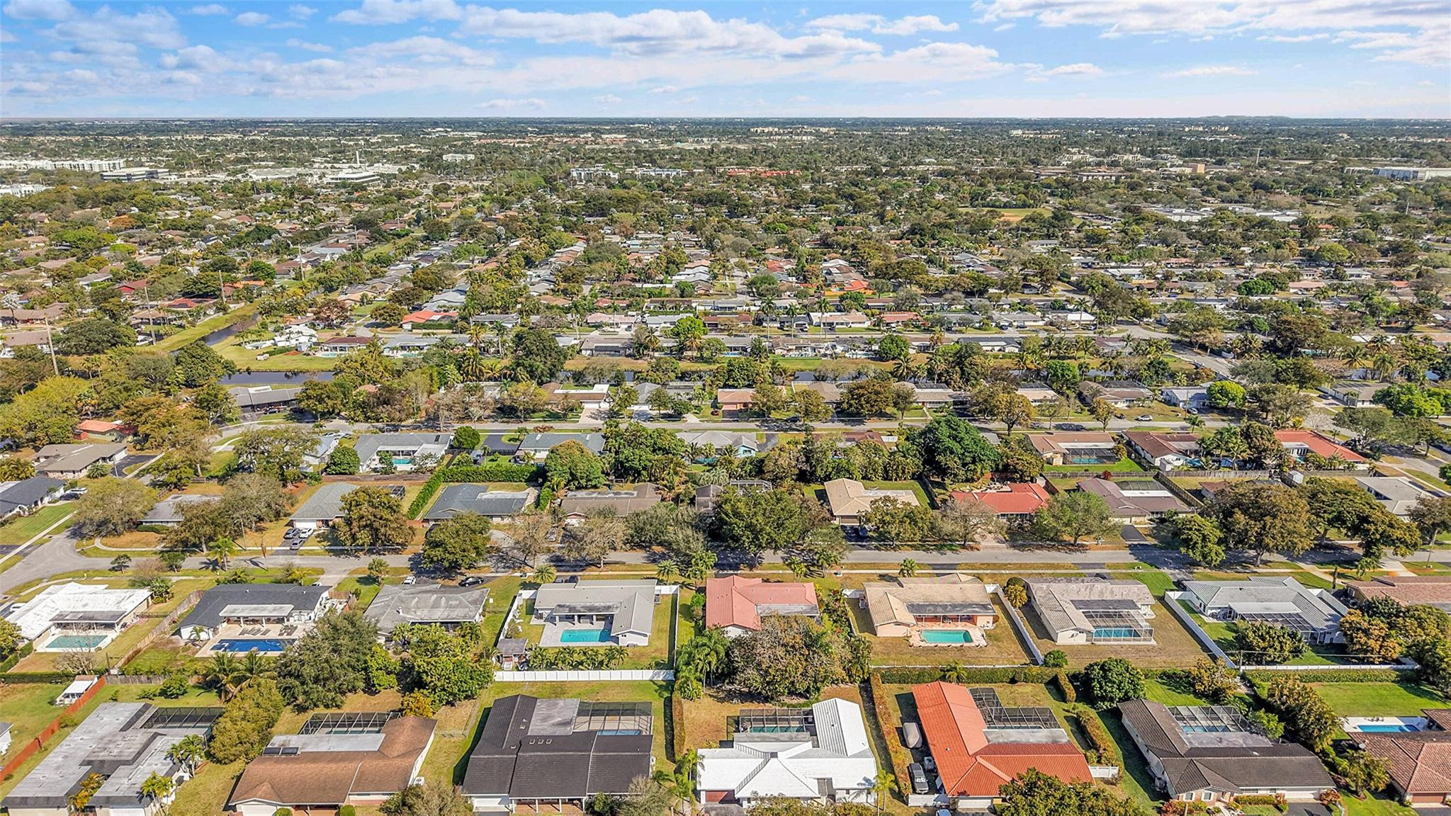 Plantations Secluded Gard - Residential