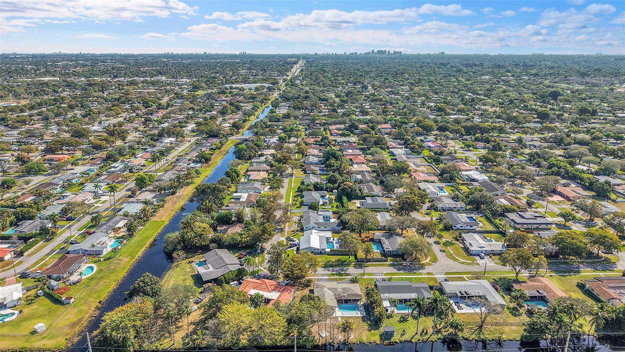 Plantations Secluded Gard - Residential