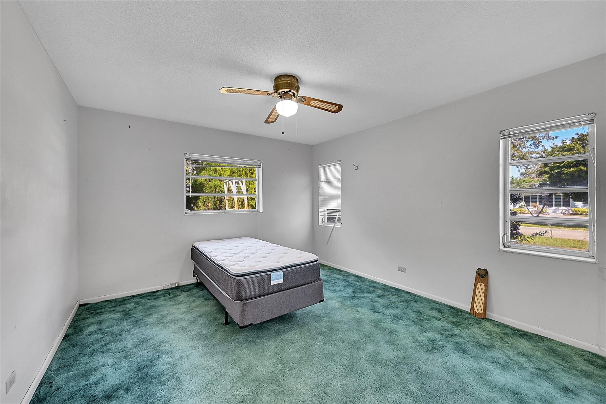 Plantations Secluded Gard - Residential